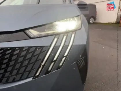 Photo 12 Peugeot 3008  1.2 Hybrid 145ch Allure e-DCS6