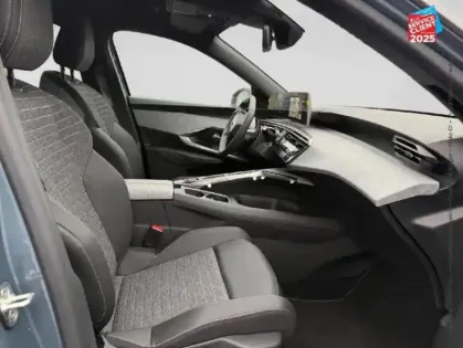 Photo 4 Peugeot 3008  1.2 Hybrid 145ch Allure e-DCS6