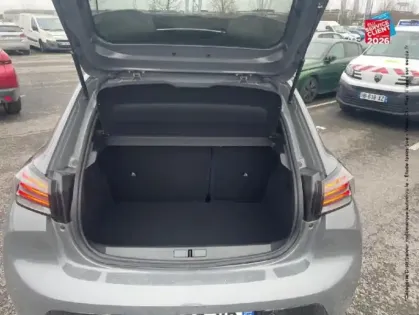 Photo 13 Peugeot 208  1.2 Hybrid 110ch Allure e-DCS6