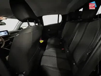 Photo 10 Peugeot 208  1.2 Hybrid 110ch Allure e-DCS6