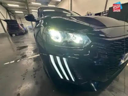 Photo 12 Peugeot 208  1.2 Hybrid 110ch Allure e-DCS6