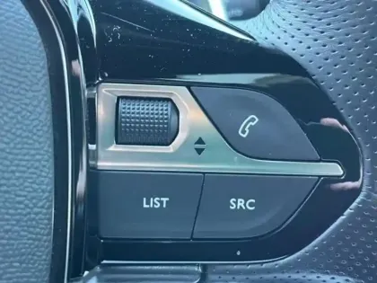 Photo 13 Peugeot 2008  1.2 PureTech 130ch S&S GT EAT8