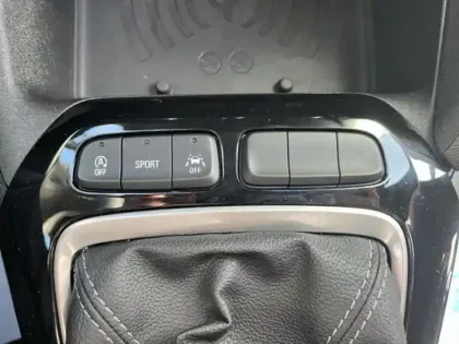 Photo 17 Opel Corsa  1.2 Turbo 100ch GS