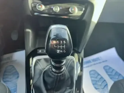 Photo 16 Opel Corsa  1.2 Turbo 100ch GS