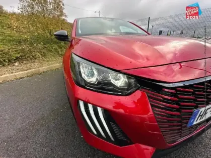 Photo 12 Peugeot 208  1.2 Hybrid 110ch Envy e-DCS6