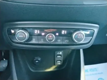 Photo 19 Opel Crossland  1.2 Turbo 110ch Elegance