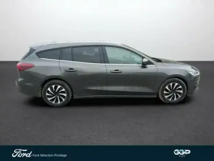 Photo 7 Ford Focus  1.0 Flexifuel mHEV 125ch Titanium X Business