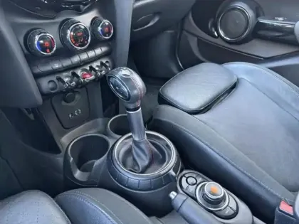 Photo 13 Mini Mini  5 Portes Cooper SD 170ch Exquisite II BVAS