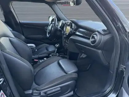 Photo 6 Mini Mini  5 Portes Cooper SD 170ch Exquisite II BVAS