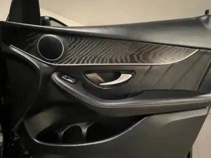 Photo 24 Mercedes Classe GLC SUV 220 d 4MATIC Fascination