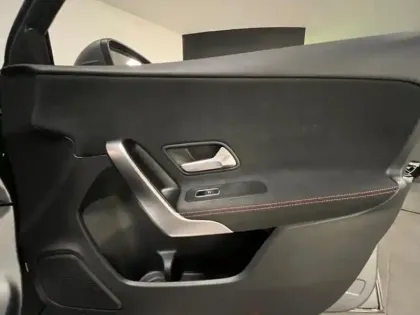 Photo 20 Mercedes Classe A 200 AMG Line