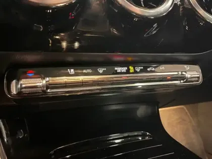 Photo 11 Mercedes Classe A 200 AMG Line