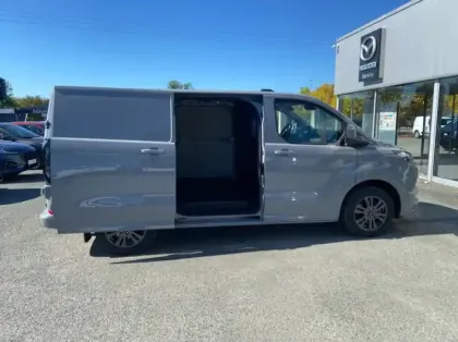 Photo 22 Ford Transit Custom Fg 320 L1H1 2.5 Duratec 232ch Hybride rechargeable Limited CVT