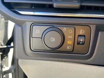 Photo 17 Ford Transit Custom Fg 320 L1H1 2.5 Duratec 232ch Hybride rechargeable Limited CVT