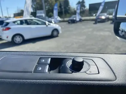 Photo 5 Ford Transit Custom Fg 320 L1H1 2.5 Duratec 232ch Hybride rechargeable Limited CVT