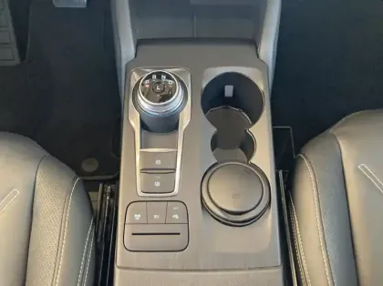 Photo 7 Ford Kuga 2.5 Duratec 225ch PHEV Vignale BVA