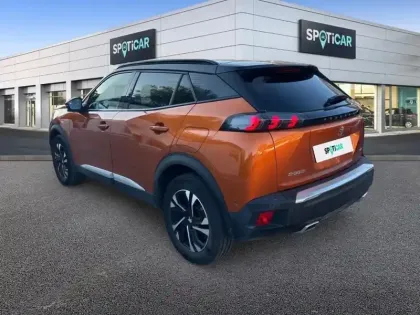 Photo 29 Peugeot 2008  PureTech 130 S&S BVM6 GT