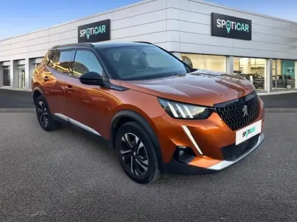 Photo 28 Peugeot 2008  PureTech 130 S&S BVM6 GT