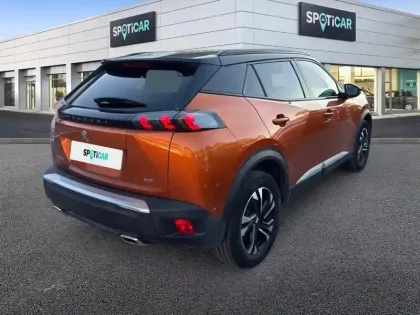 Photo 27 Peugeot 2008  PureTech 130 S&S BVM6 GT