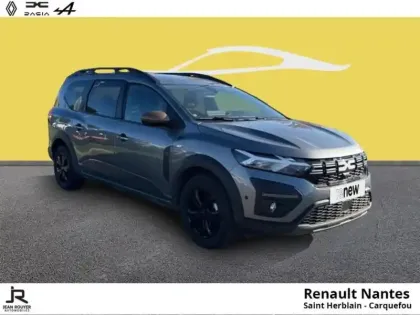 Photo 1 Dacia Jogger  1.6 hybrid 140ch Extreme 5 places