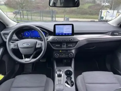 Photo 13 Ford Focus  1.0 EcoBoost 125ch Titanium X BVA