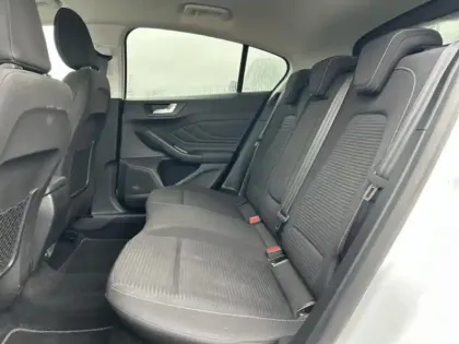 Photo 11 Ford Focus  1.0 EcoBoost 125ch Titanium X BVA