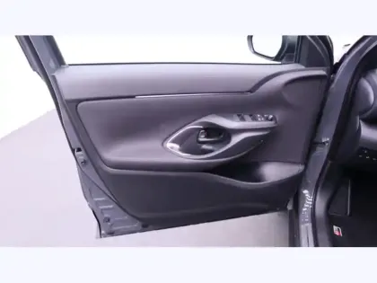 Photo 10 Toyota Yaris Hybride 1.5 HYBRID 130H GR SPORT AUTO 2W