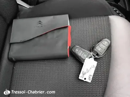 Photo 15 Citroën C4 Picasso  PureTech 130 S&S EAT6 Shine