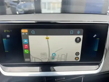 Photo 7 Peugeot 208 II Electrique Allure