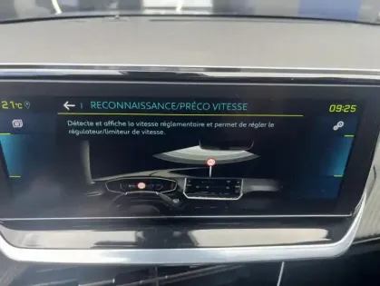 Photo 9 Peugeot 208 II Electrique Allure