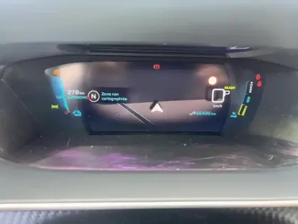 Photo 28 Peugeot 208 II Electrique Allure