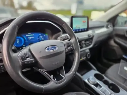 Photo 14 Ford Kuga  2.5 Duratec 190ch FHEV E85 Titanium BVA