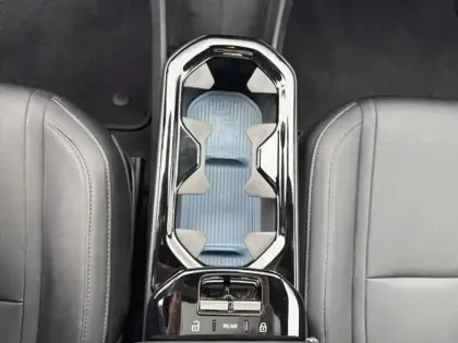 Photo 12 Volvo Ex30  Single Extended Range 272ch Ultra