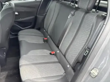 Photo 11 Peugeot 208  1.2 PureTech 100ch S&S Allure