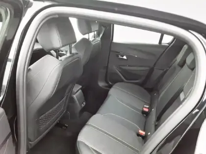 Photo 32 Peugeot 208  Hybrid 110 e-DCS6