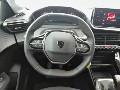 Photo 32 Peugeot 208  PureTech 75 S&S BVM5