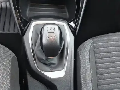 Photo 37 Peugeot 208  PureTech 75 S&S BVM5