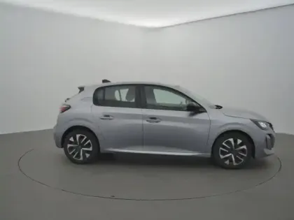 Photo 27 Peugeot 208  PureTech 75 S&S BVM5