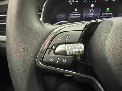 Photo 16 Skoda Kamiq  1.0 TSI Evo 2 116 ch DSG7