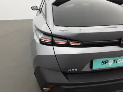 Photo 16 Peugeot 408  Hybrid 136 e-DCS6