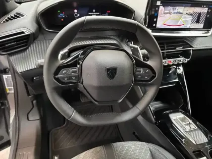 Photo 29 Peugeot 2008  Hybrid 145 e-DCS6