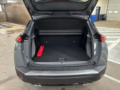 Photo 26 Peugeot 2008  Hybrid 145 e-DCS6