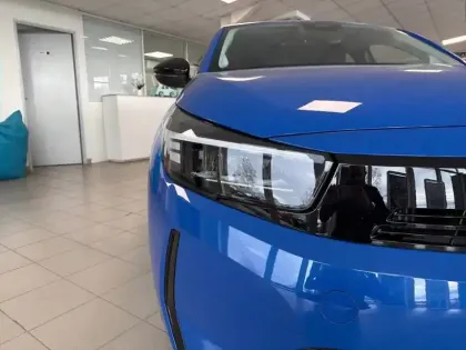 Photo 15 Opel Corsa  1.2 Turbo Hybrid 110 ch e-DCT6