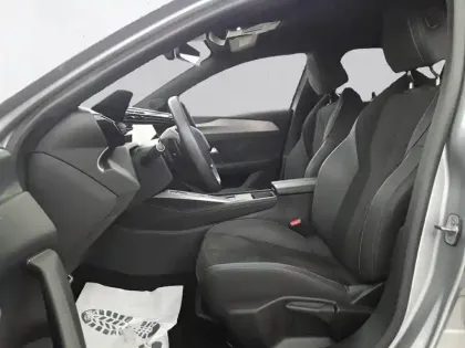 Photo 10 Peugeot 308  PureTech 130ch S&S EAT8