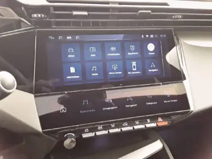 Photo 18 Peugeot 308  PureTech 130ch S&S EAT8