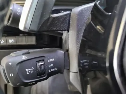 Photo 63 Peugeot 508  SW Hybrid 225 e-EAT8