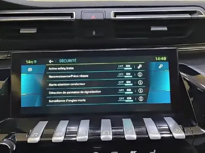 Photo 57 Peugeot 508  SW Hybrid 225 e-EAT8