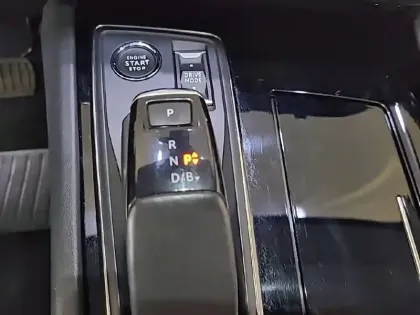 Photo 49 Peugeot 508  SW Hybrid 225 e-EAT8