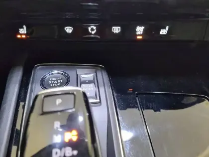 Photo 24 Peugeot 508  SW Hybrid 225 e-EAT8