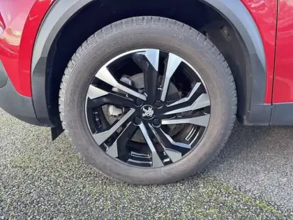 Photo 12 Peugeot 2008  PureTech 100 S&S BVM6